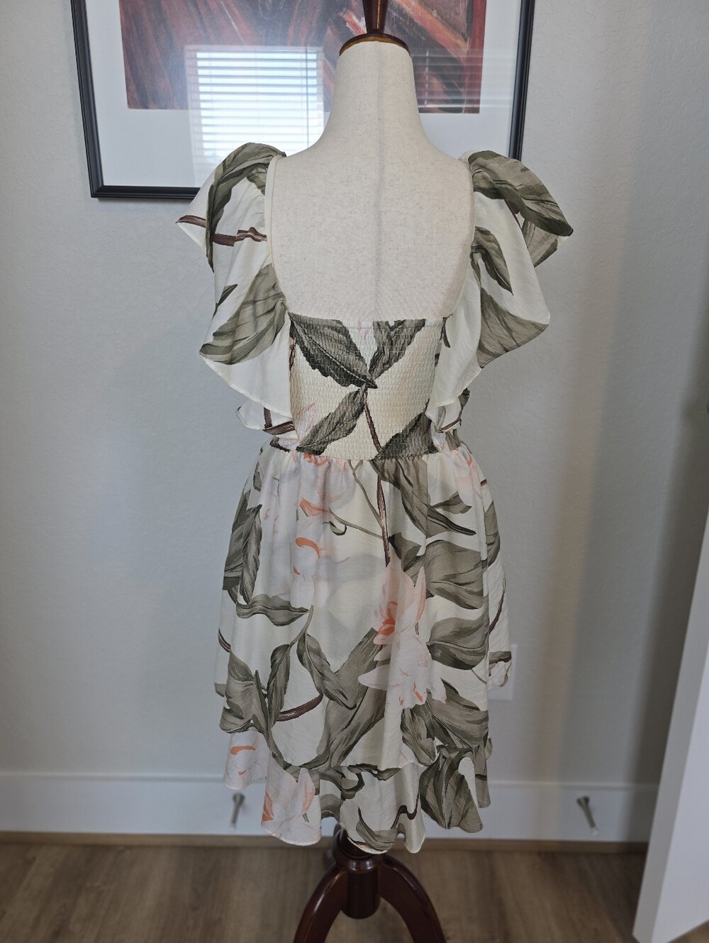 Express Tropical Leaf Print V-neck Ruffle Mini Dress Smocked XS - Picture 2 of 5